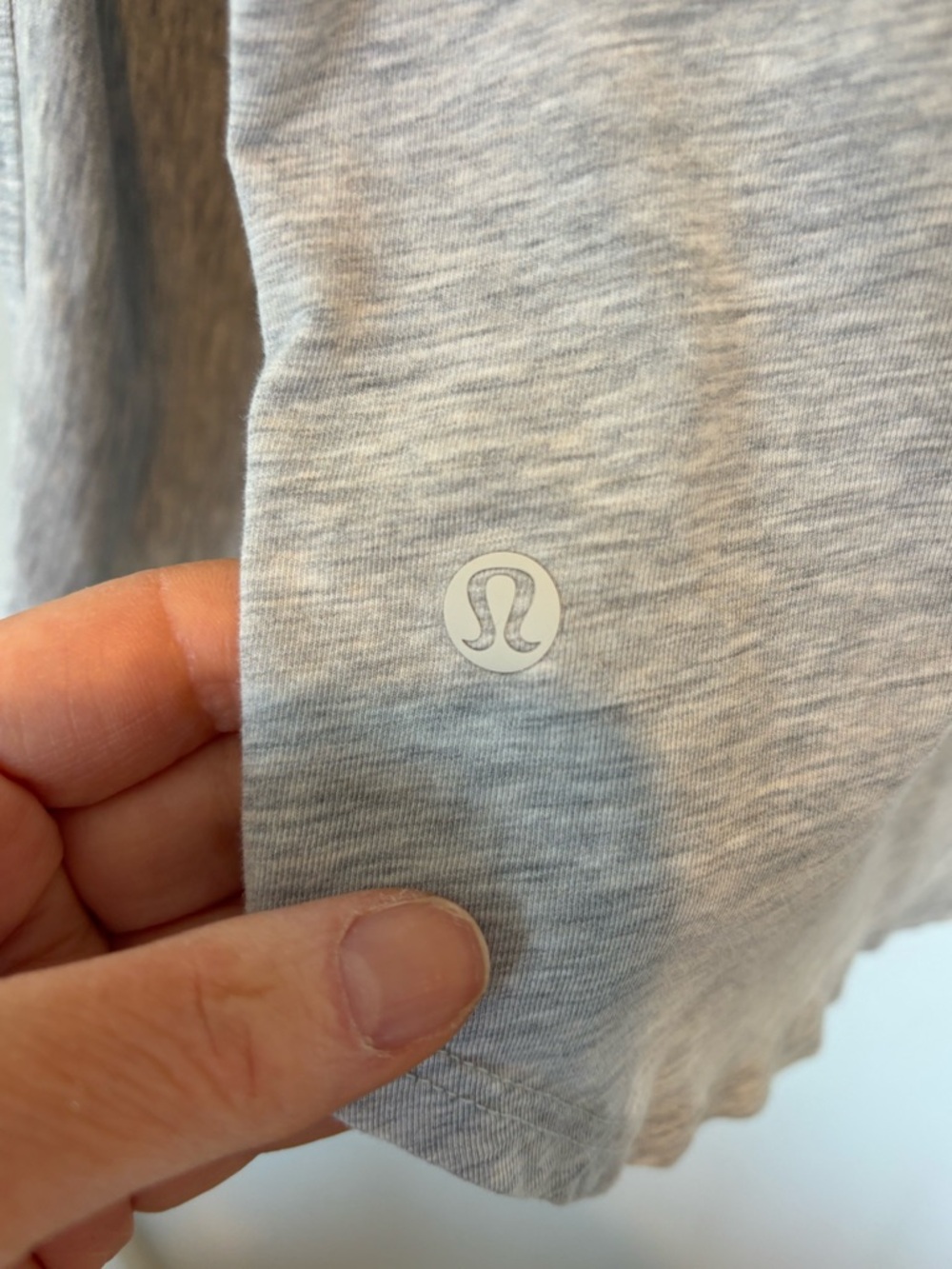 lululemon athletica Heather Light Gray Scoop Neck Long Sleeve 100 - Picture 4 of 4